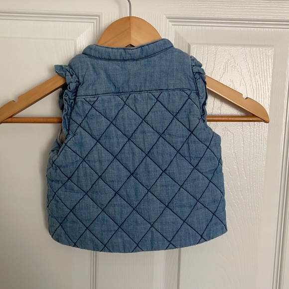 EEUC GAP 12-18 months quilted Denim Vest - Picture 2 of 4